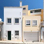 Сasa de vacaciones Downtown Pool House *