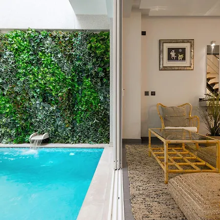 Downtown Pool House Tatil Evi *